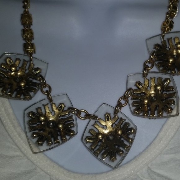 Ann Taylor Necklace Rhinestone Acrylic Gold Tone - Picture 7 of 8